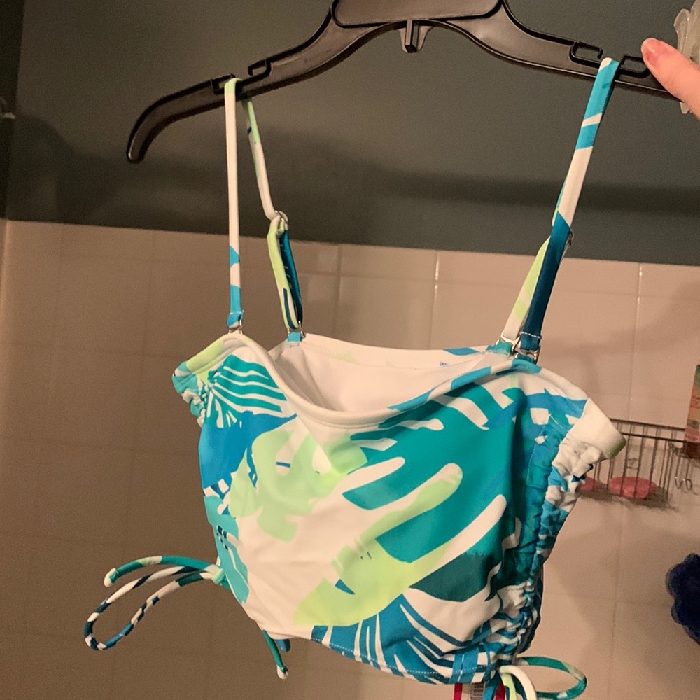 Xhilaration swimsuit top
